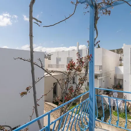 Tilemachos & Aparthotel Adamantas (Milos)